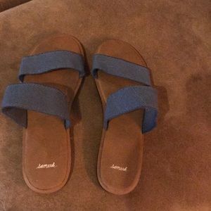 Sanuk sandals